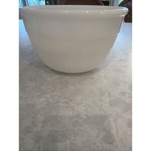 Vintage GE General Electric Milk Glass 7in Mixer Bowl White Beehive Style.